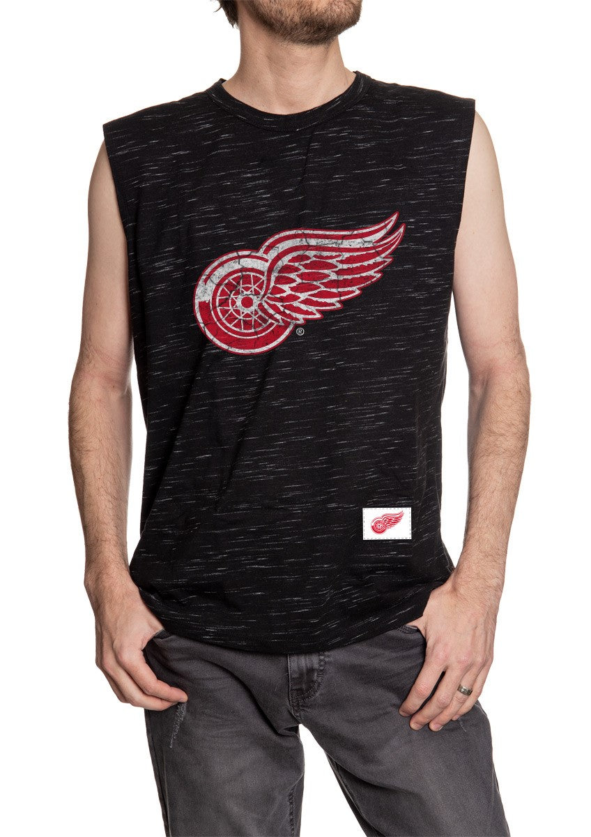 Men's Team Logo Crew Neck Space Dyed Cotton Sleeveless T-Shirt- Detroit Red Wings Man Wearing Shirt Full Front Logo