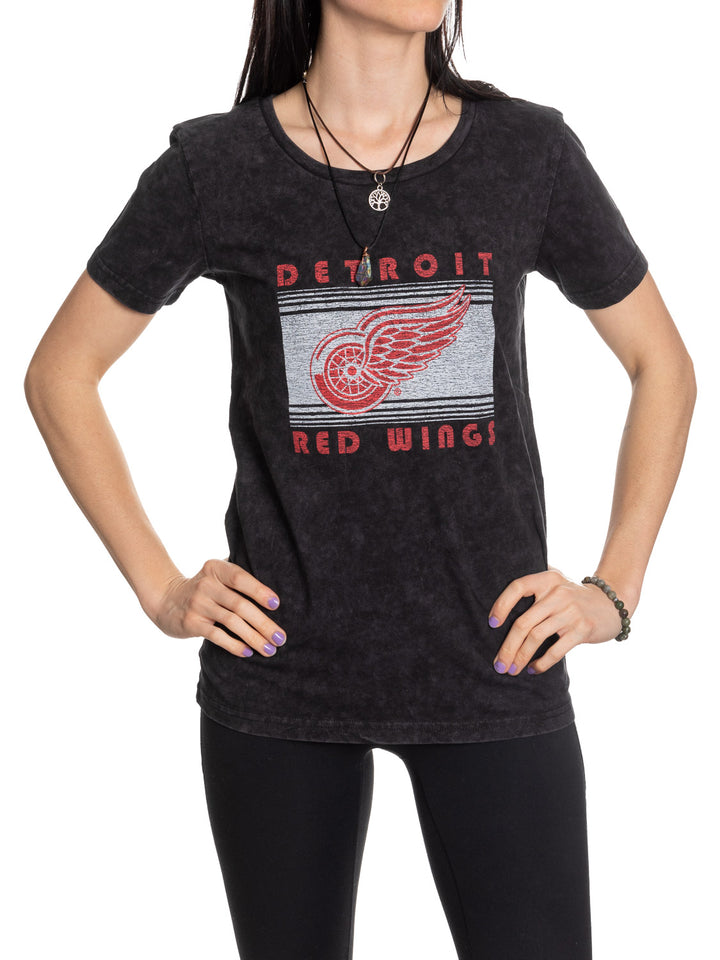 Detroit Red Wings Women's Acid Wash T-Shirt