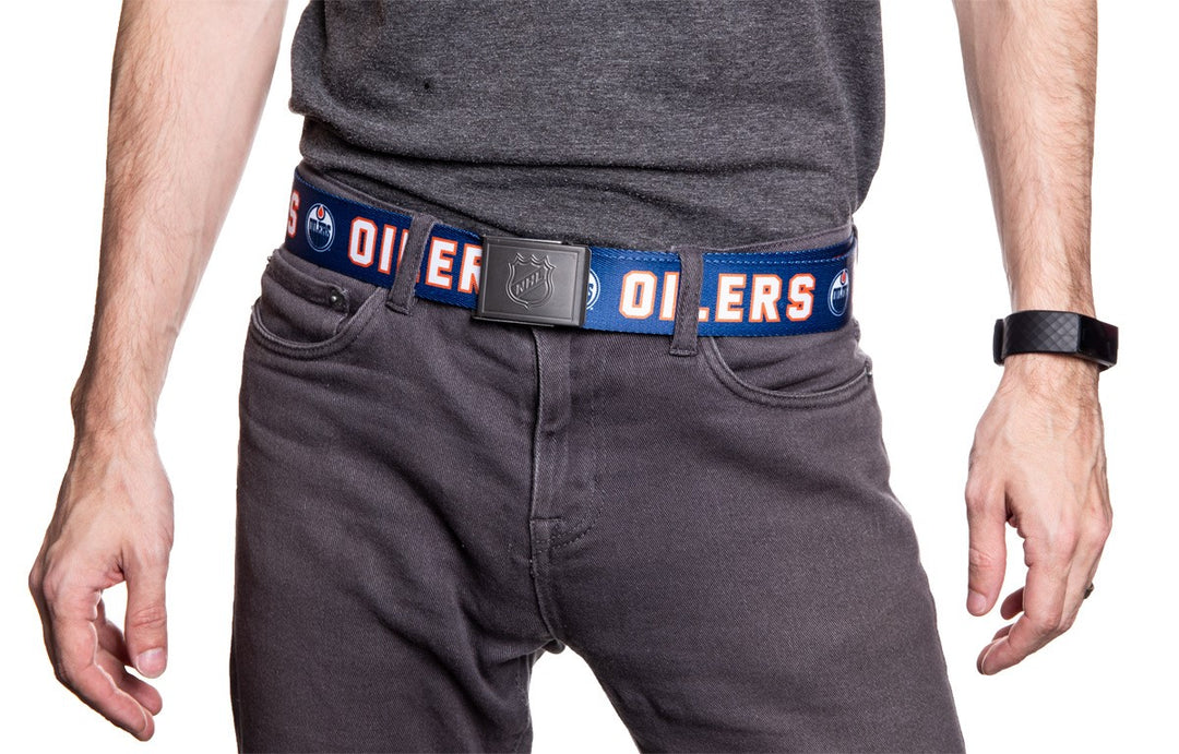 NHL Mens Woven Adjustable Team Logo Belt- Edmonton Oilers- Man Wearing Belt in Front
