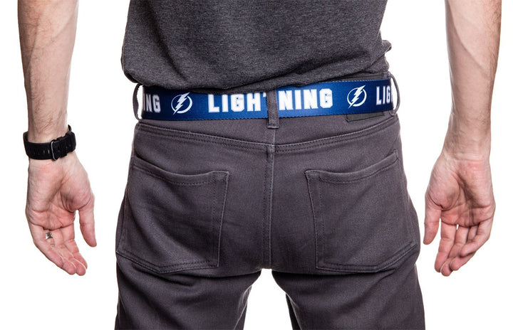 NHL Mens Woven Adjustable Team Logo Belt- Tampa Bay Lightning- Man wearing belt back